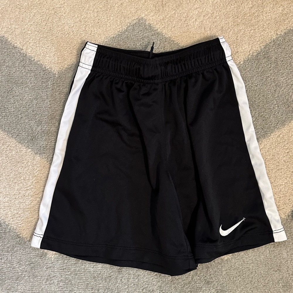 Nike Boys Dri Fit Shorts  - Med
